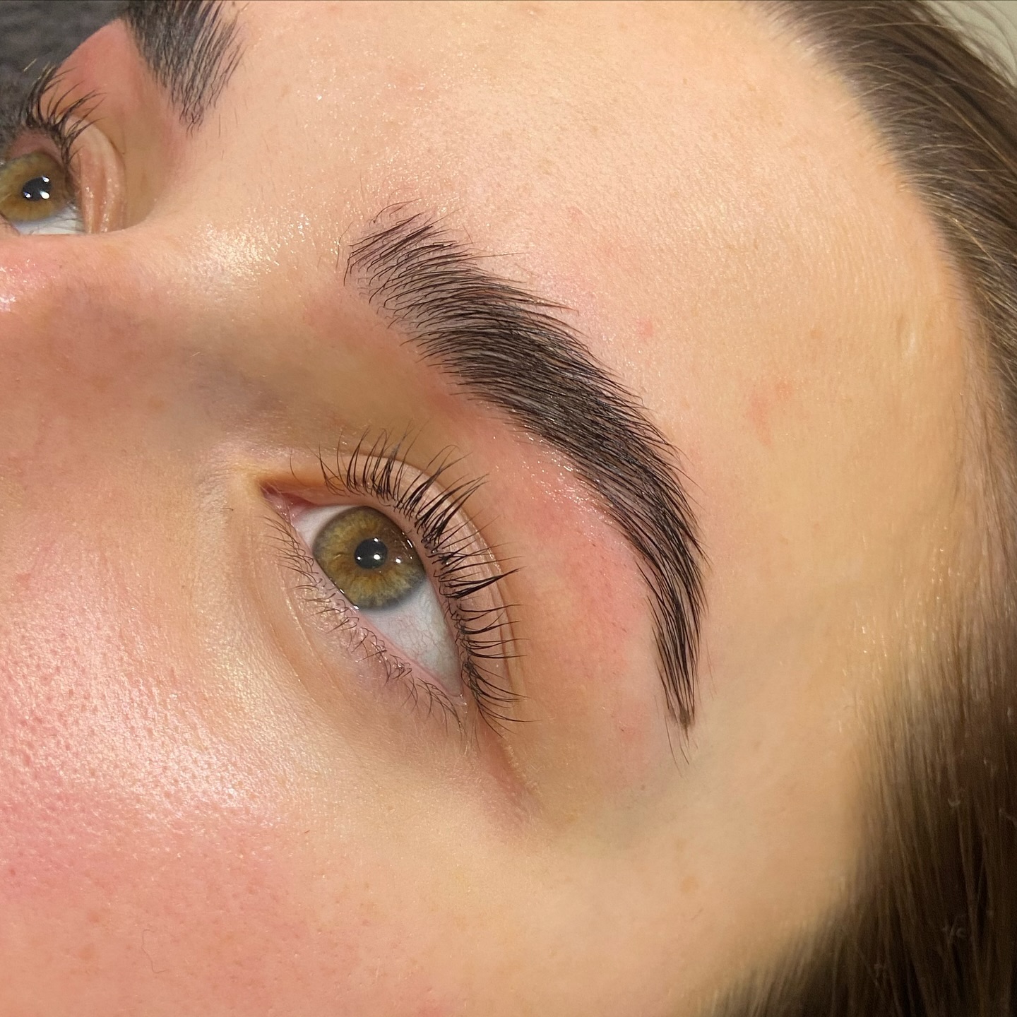 Brow lamination and lash lift treatment